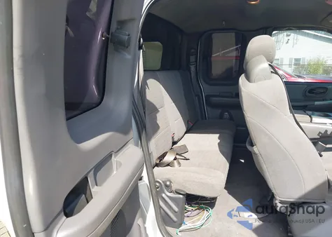 2003 Ford F-150 Lariat/Xl/Xlt z USA, uszkodzony, nr VIN 2FTRX17W53CA99608